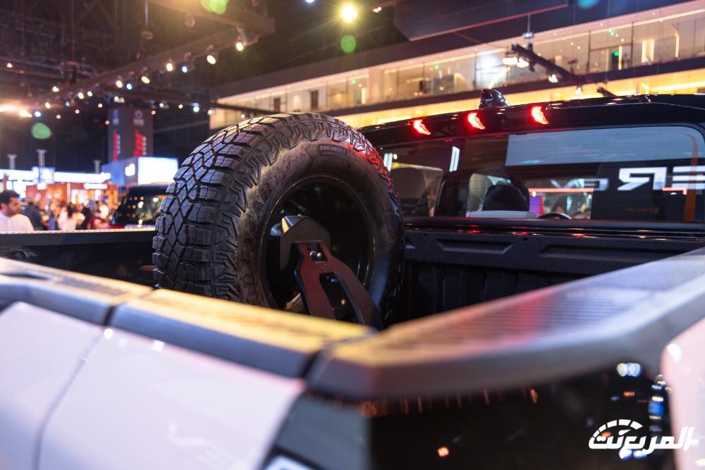 جنرال موتورز في معرض الرياض تكشف عن همر EV بيك اب و SUV استعدادا للإطلاق في السوق السعودي جنرال موتورز في معرض الرياض تكشف عن همر EV بيك اب و SUV استعدادا للإطلاق في السوق السعودي 8