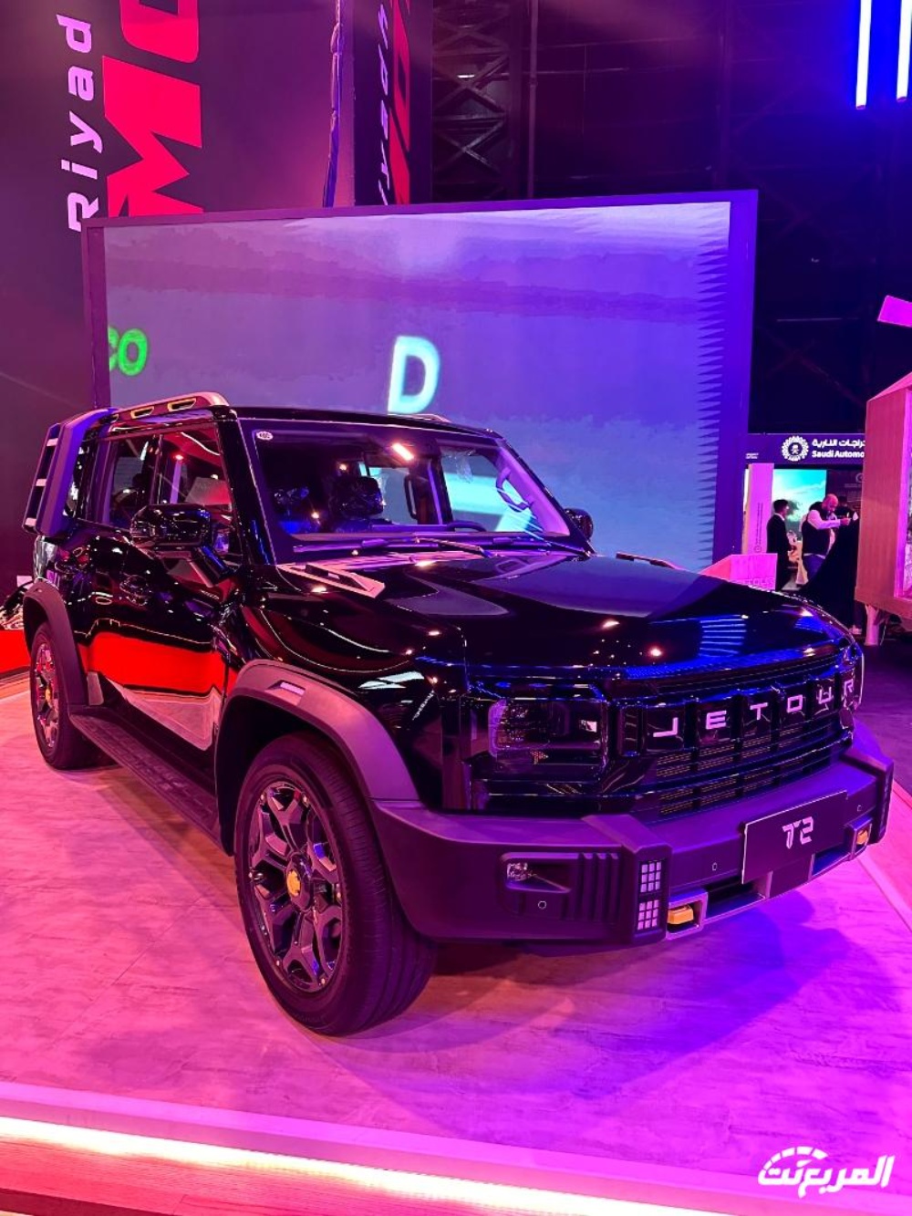 تدشين جيتور T2 الجديدة 2024 لأول مرة بالسعودية .. ونبذة عن المواصفات وسيارات جيتور بجناح التوريدات الوطنية في معرض الرياض 2023 تدشين جيتور T2 الجديدة 2024 لأول مرة بالسعودية .. ونبذة عن المواصفات وسيارات جيتور بجناح التوريدات الوطنية في معرض الرياض 2023 2