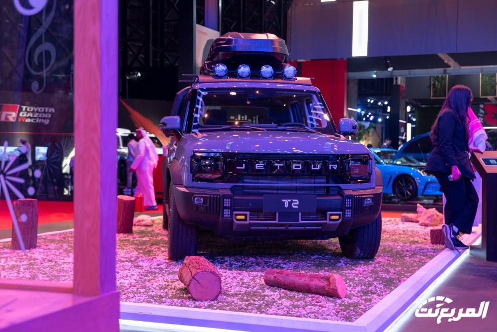 تدشين جيتور T2 الجديدة 2024 لأول مرة بالسعودية .. ونبذة عن المواصفات وسيارات جيتور بجناح التوريدات الوطنية في معرض الرياض 2023 تدشين جيتور T2 الجديدة 2024 لأول مرة بالسعودية .. ونبذة عن المواصفات وسيارات جيتور بجناح التوريدات الوطنية في معرض الرياض 2023 1