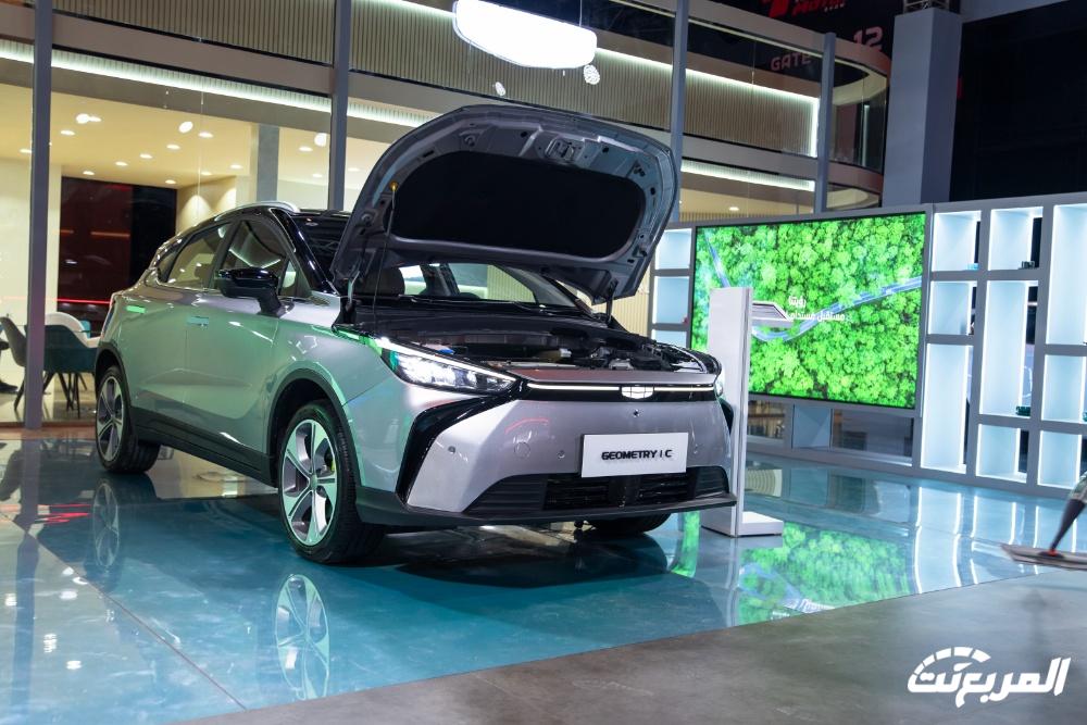 جيلي في معرض الرياض تكشف عن طراز كهربائي وآخر يعمل بالميثانول وسيارة سيدان متوسطة الحجم جيلي في معرض الرياض تكشف عن طراز كهربائي وآخر يعمل بالميثانول وسيارة سيدان متوسطة الحجم 97