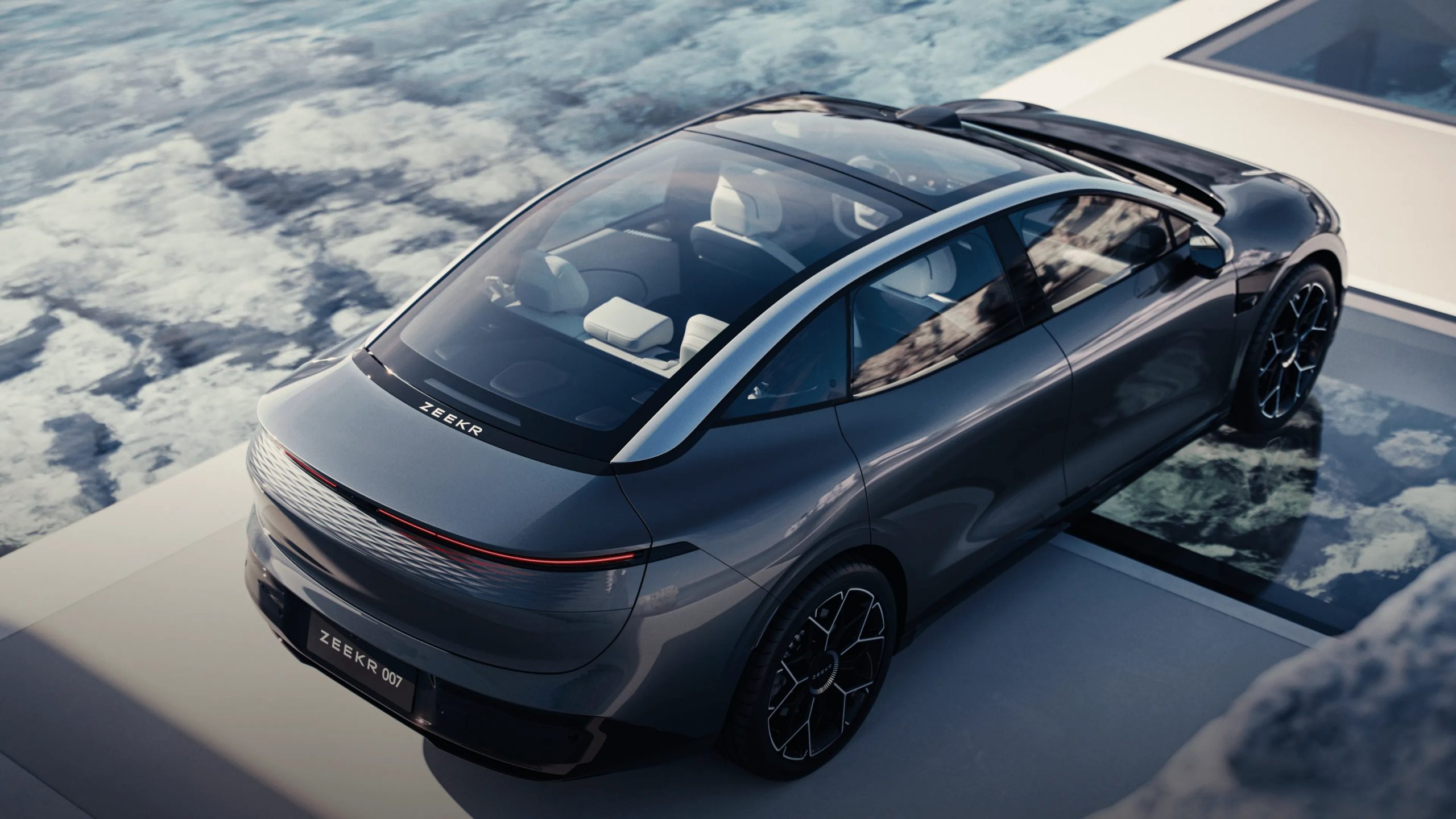 جيلي تدشن زيكر 007 الكهربائية الفاخرة بقوة تصل إلى 637 حصان وشحن فائق جيلي زيكر 007