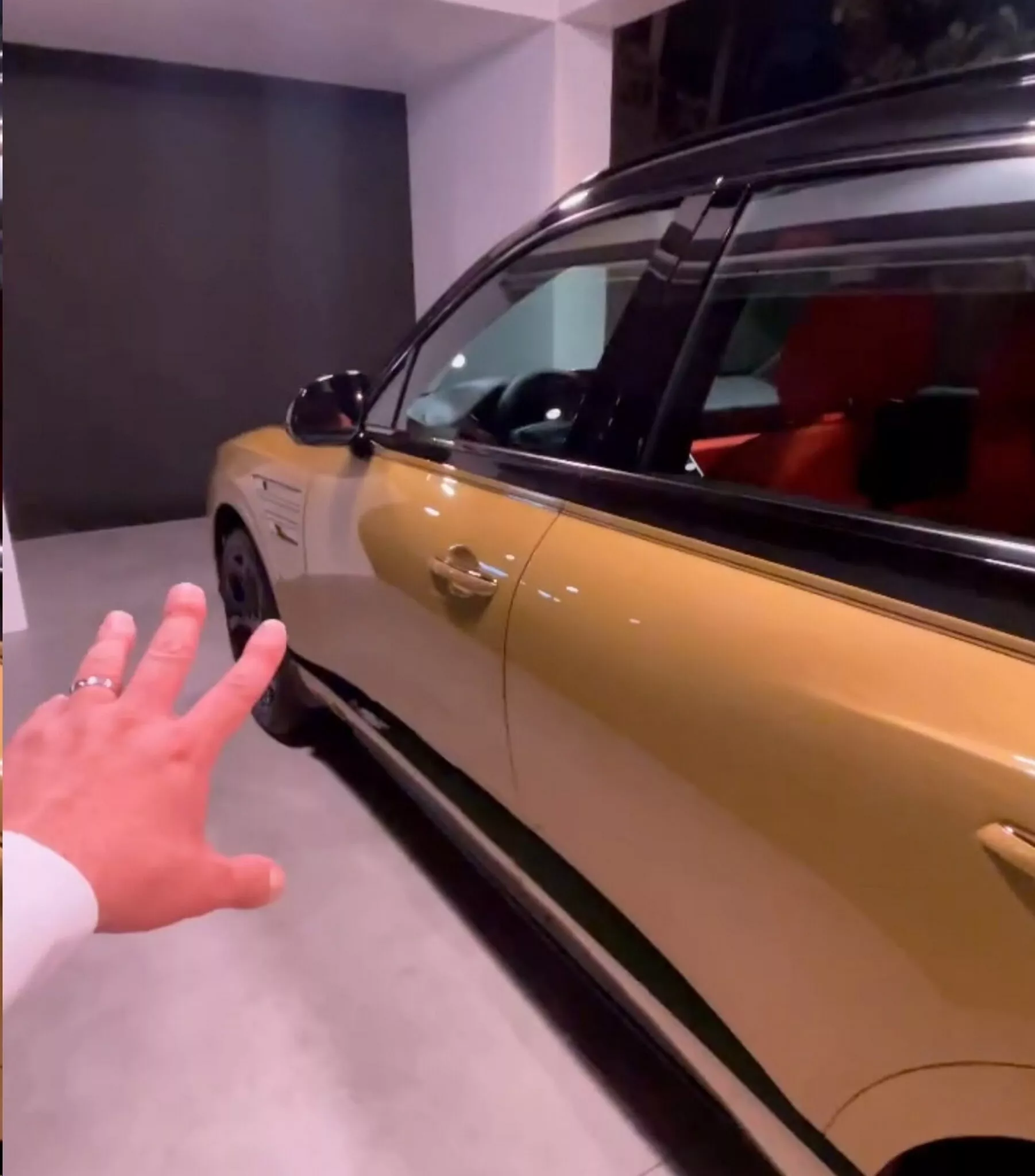 جينيسيس تكشف عن إصدار G80 بيرفورمانس رياضي، وإصدار GV80 Twilight الأكثر فخامة وحصرية في دبي جينيسيس تكشف عن إصدار G80 بيرفورمانس رياضي، وإصدار GV80 Twilight الأكثر فخامة وحصرية في دبي 3