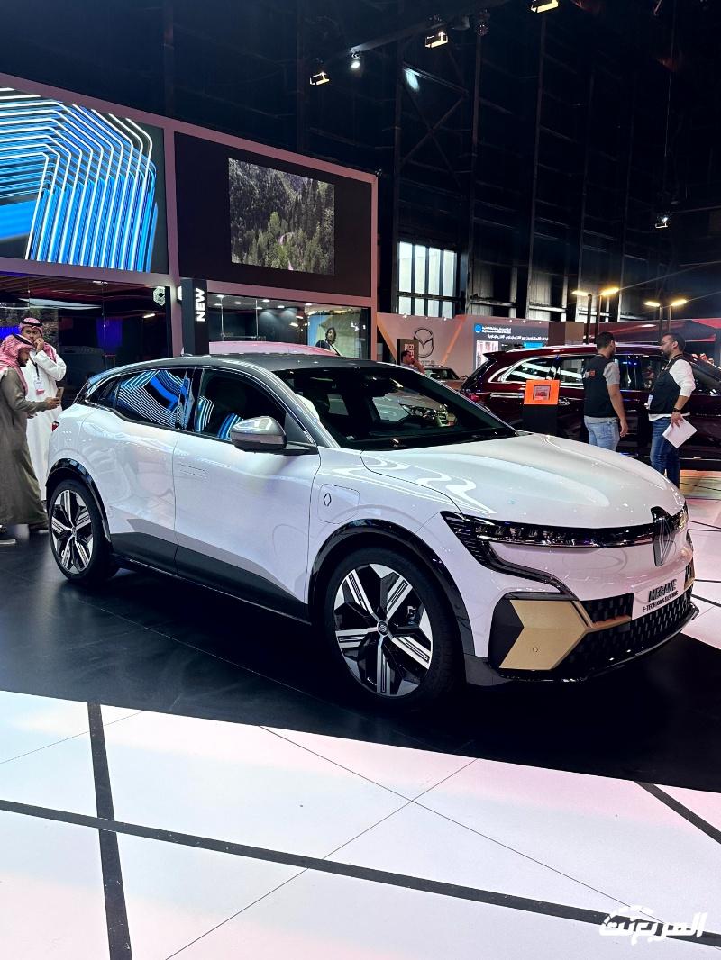 رينو في معرض الرياض تكشف عن 3 طرازات استعدادا لطرحها في السوق السعودي رينو في معرض الرياض تكشف عن 3 طرازات استعدادا لطرحها في السوق السعودي 66