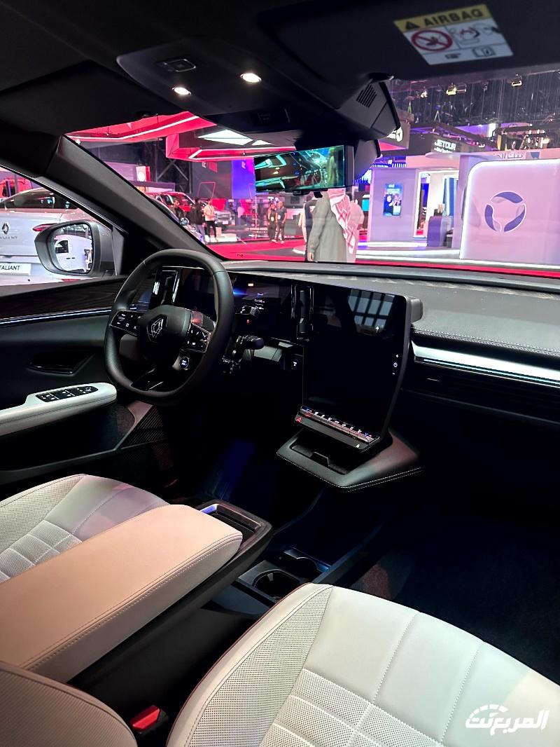 رينو في معرض الرياض تكشف عن 3 طرازات استعدادا لطرحها في السوق السعودي رينو في معرض الرياض تكشف عن 3 طرازات استعدادا لطرحها في السوق السعودي 74