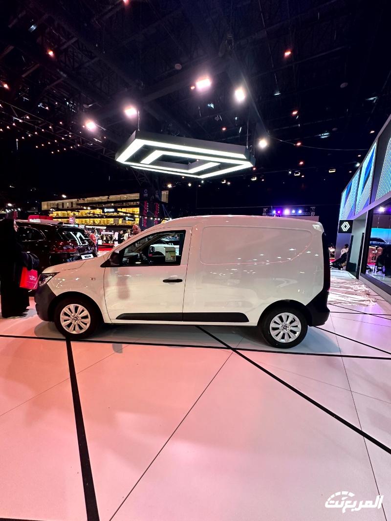 رينو في معرض الرياض تكشف عن 3 طرازات استعدادا لطرحها في السوق السعودي رينو في معرض الرياض تكشف عن 3 طرازات استعدادا لطرحها في السوق السعودي 33