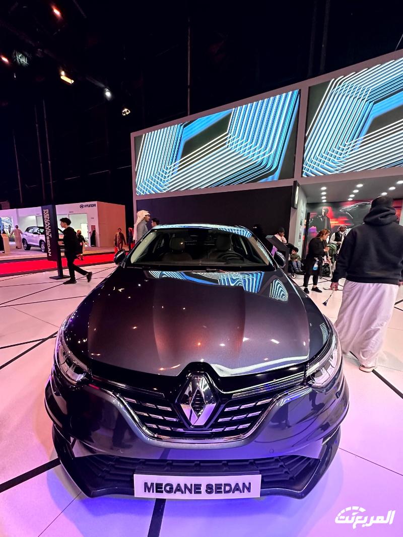 رينو في معرض الرياض تكشف عن 3 طرازات استعدادا لطرحها في السوق السعودي رينو في معرض الرياض تكشف عن 3 طرازات استعدادا لطرحها في السوق السعودي 43