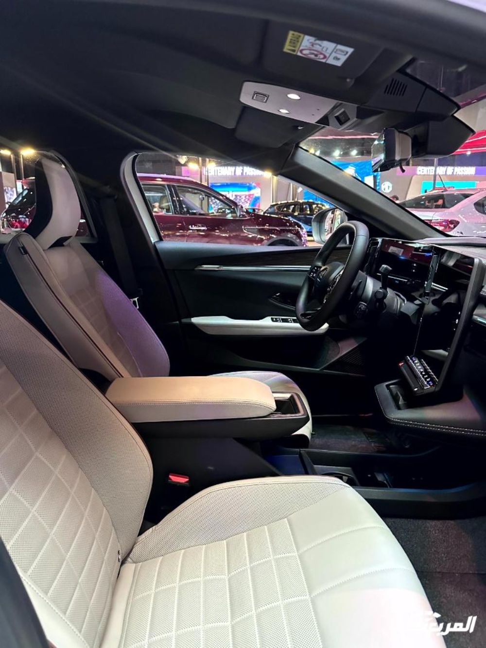 رينو الوعلان تتألق في معرض الرياض للسيارات 2023.. وتكشف النقاب عن أحدث سياراتها بتكنولوجيا المستقبل رينو الوعلان تتألق في معرض الرياض للسيارات 2023.. وتكشف النقاب عن أحدث سياراتها بتكنولوجيا المستقبل 12