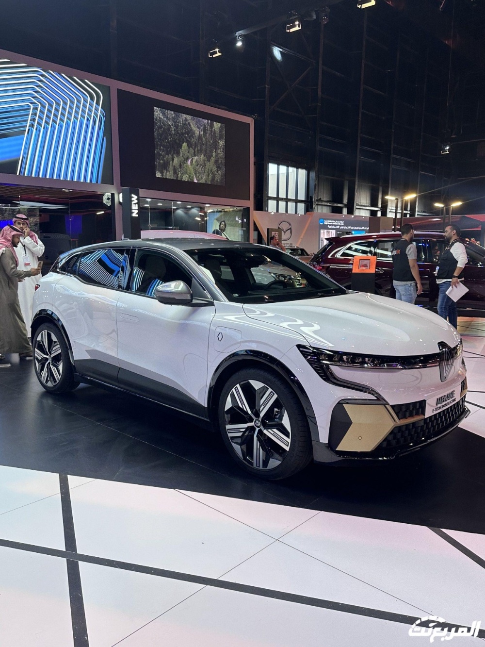 رينو الوعلان تتألق في معرض الرياض للسيارات 2023.. وتكشف النقاب عن أحدث سياراتها بتكنولوجيا المستقبل رينو الوعلان تتألق في معرض الرياض للسيارات 2023.. وتكشف النقاب عن أحدث سياراتها بتكنولوجيا المستقبل 10