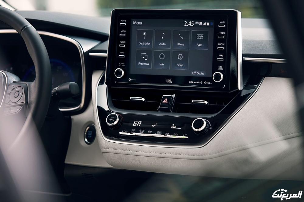 سيارة كامري 2024 تقدم مستويات عالية من الكفاءة والاعتمادية تعرف على ابرز مواصفاتها سيارة كامري 2024 شاشة الترفيه