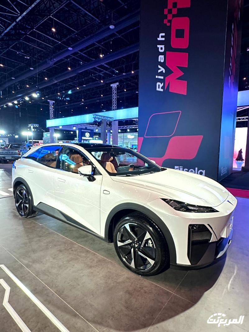 شانجان في معرض الرياض تكشف عن ايدو بلس الجديدة وطرازين كهربائيين من علامة Deep Blue استعدادا للتدشين في السعودية شانجان في معرض الرياض تكشف عن ايدو بلس الجديدة وطرازين كهربائيين من علامة Deep Blue استعدادا للتدشين في السعودية 77