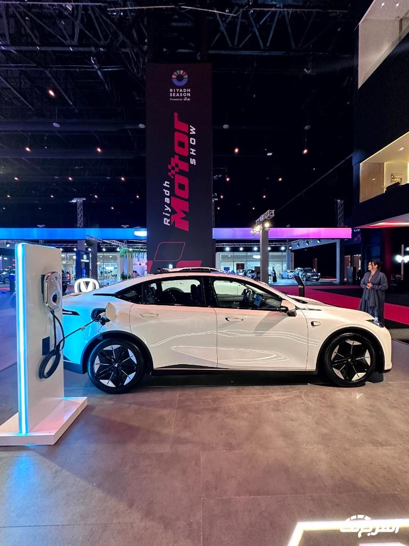 شانجان في معرض الرياض تكشف عن ايدو بلس الجديدة وطرازين كهربائيين من علامة Deep Blue استعدادا للتدشين في السعودية شانجان في معرض الرياض تكشف عن ايدو بلس الجديدة وطرازين كهربائيين من علامة Deep Blue استعدادا للتدشين في السعودية 53