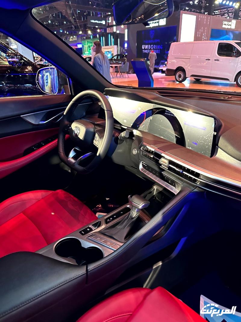 شانجان في معرض الرياض تكشف عن ايدو بلس الجديدة وطرازين كهربائيين من علامة Deep Blue استعدادا للتدشين في السعودية شانجان في معرض الرياض تكشف عن ايدو بلس الجديدة وطرازين كهربائيين من علامة Deep Blue استعدادا للتدشين في السعودية 130