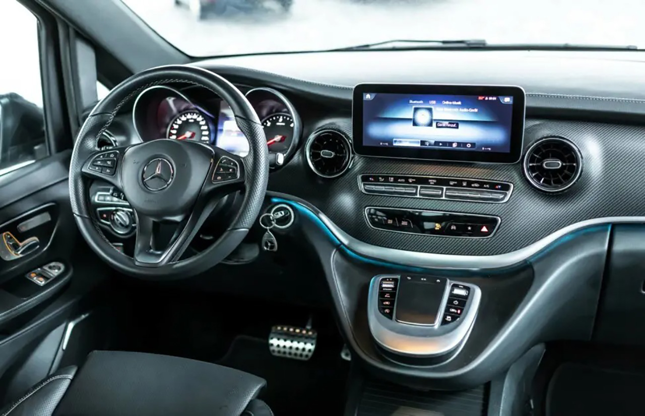 مرسيدس V كلاس تتحول من سيارة مملة إلى ميني فان رياضية مشوقة بعد تعديلات مانهارت مرسيدس V كلاس تتحول من سيارة مملة إلى ميني فان رياضية مشوقة بعد تعديلات مانهارت 15