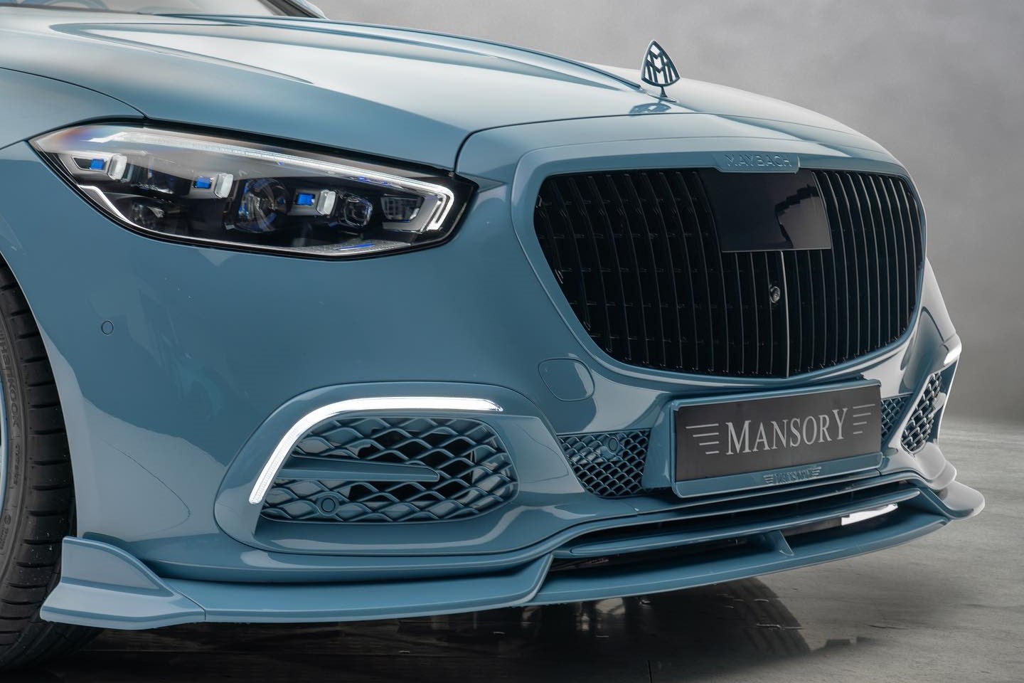 مرسيدس مايباخ إس كلاس تحصل على إصدار أزرق رائع للصين من مانسوري مرسيدس مايباخ إس كلاس تحصل على إصدار أزرق رائع للصين من مانسوري 5