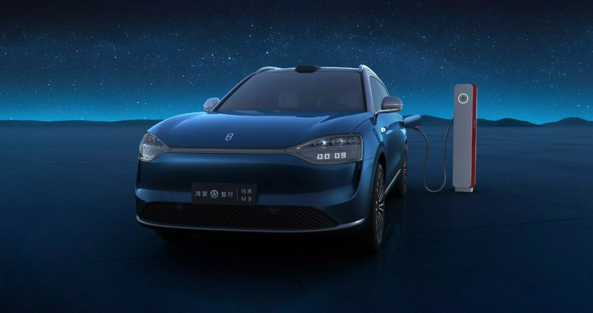 شركة هواوي تكشف عن سيارة SUV كهربائية فاخرة بشاشة سينمائية وقوة 530 حصان 12