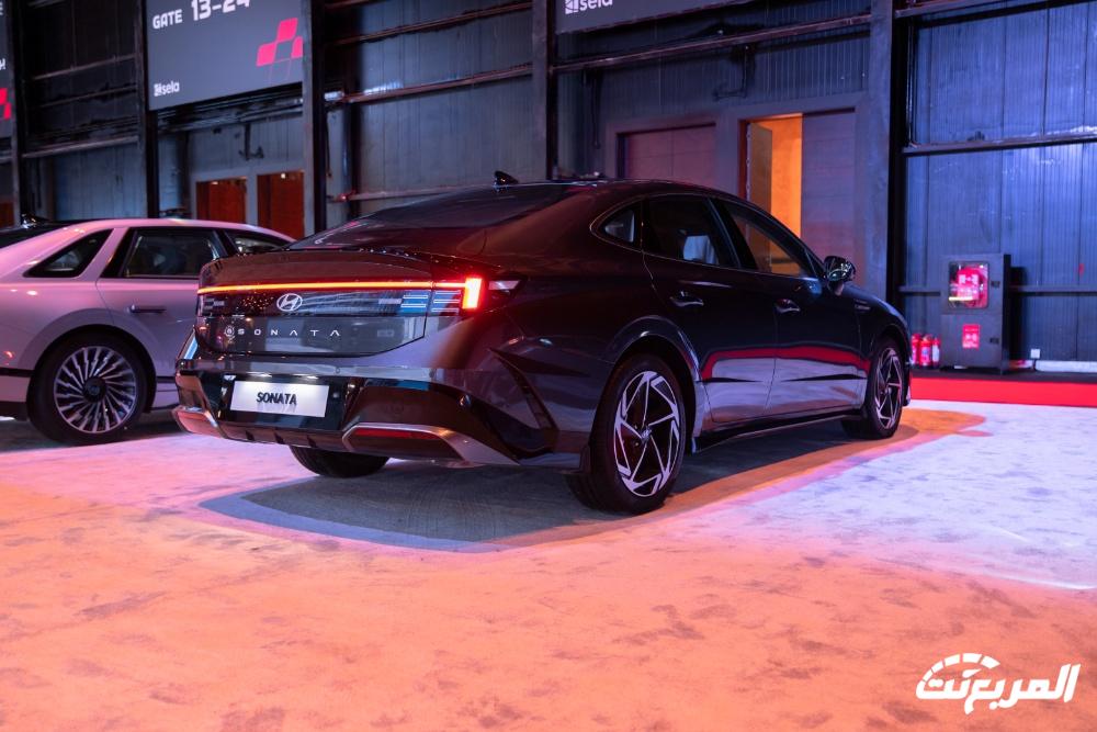 هيونداي في معرض الرياض تكشف عن الطرازات الكهربائية ايونيك 5 و ايونيك 6 وأسعار الفئة القياسية هيونداي في معرض الرياض تكشف عن الطرازات الكهربائية ايونيك 5 و ايونيك 6 وأسعار الفئة القياسية 17