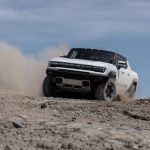 وضعيات القيادة في جمس همر EV 2024: من أجل قيادة ملائمة لمختلف الطرق 2