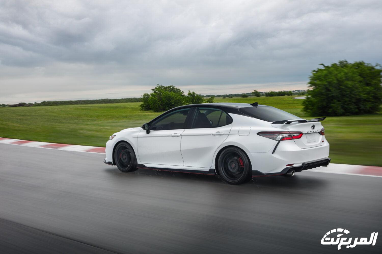 تويوتا كامري 2024 الجديدة بجميع الفئات والأسعار عند الوكيل وأبرز العيوب والمميزات تويوتا كامري 2024 الجديدة بجميع الفئات والأسعار عند الوكيل وأبرز العيوب والمميزات 41