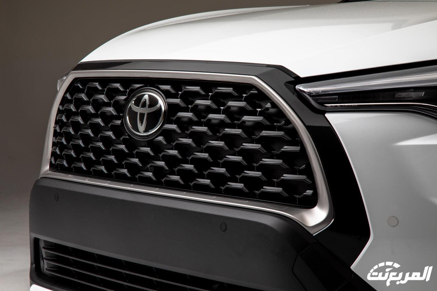 صور تويوتا كورولا كروس 2024 بجودة عالية من الداخل والخارج والألوان المتوفرة صور تويوتا كورولا كروس 2024 بجودة عالية من الداخل والخارج والألوان المتوفرة 32