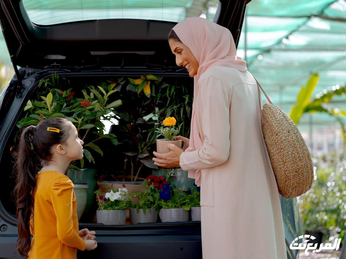 تويوتا كورولا كروس 2024 الجديدة بجميع الفئات والاسعار المتوفرة عند الوكيل وابرز العيوب والمميزات تويوتا كورولا كروس 2024 الجديدة بجميع الفئات والاسعار المتوفرة عند الوكيل وابرز العيوب والمميزات 13