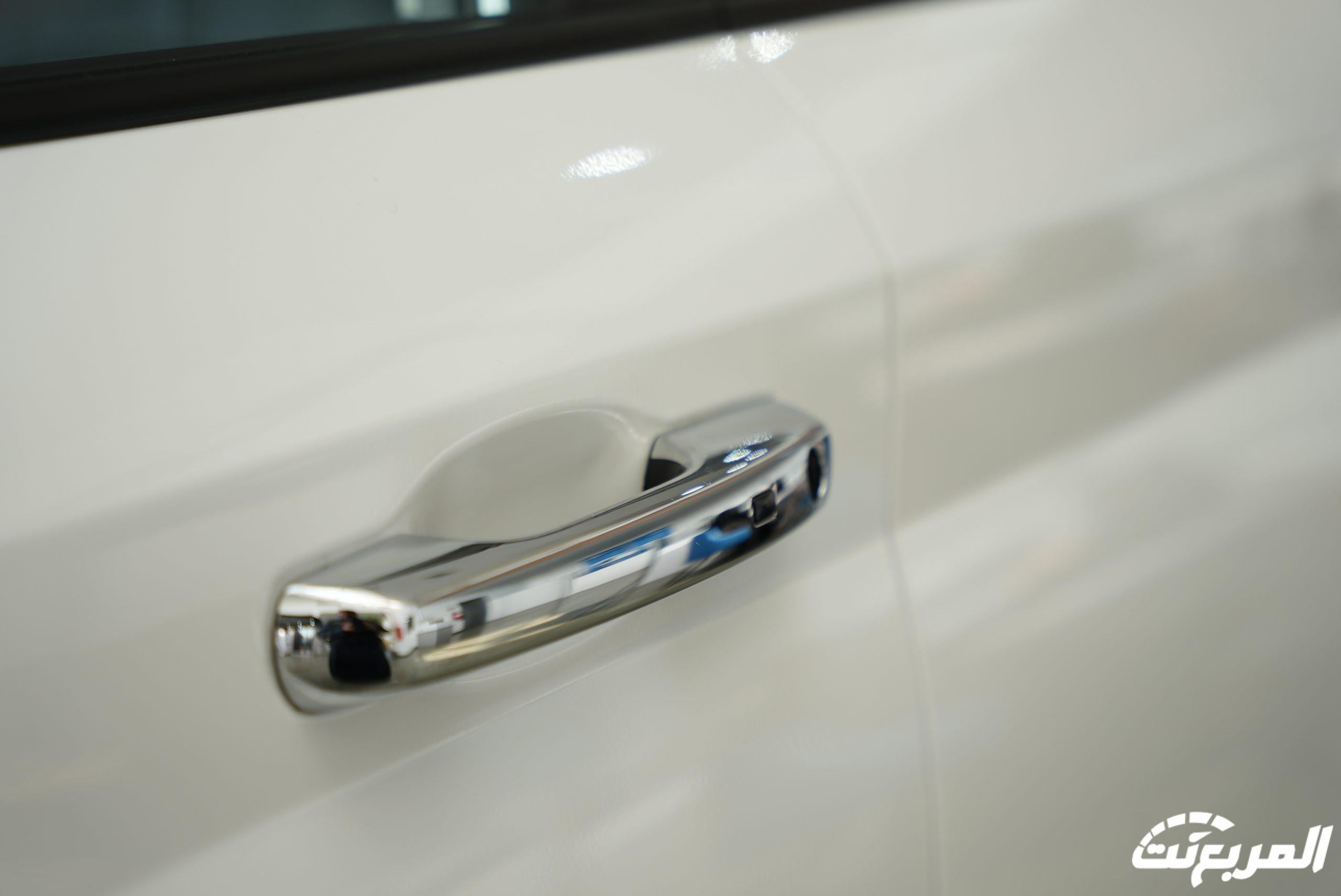 هيونداي فينيو 2024 الجديدة بجميع الفئات والاسعار المتوفرة عند الوكيل وابرز العيوب والمميزات هيونداي فينيو 2024 الجديدة بجميع الفئات والاسعار المتوفرة عند الوكيل وابرز العيوب والمميزات 5