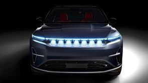 جيب تكشف عن خطط لطرح سيارة واجونير S الكهربائية الفاخرة بقوة 600 حصان في خريف 2024 جيب تكشف عن خطط لطرح سيارة واجونير S الكهربائية الفاخرة بقوة 600 حصان في خريف 2024 3