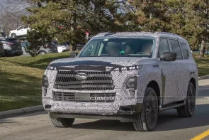 انفينيتي QX80 SUV الجيل القادم يظهر في صور تجسسية جديدة مع اقتراب التدشين 6