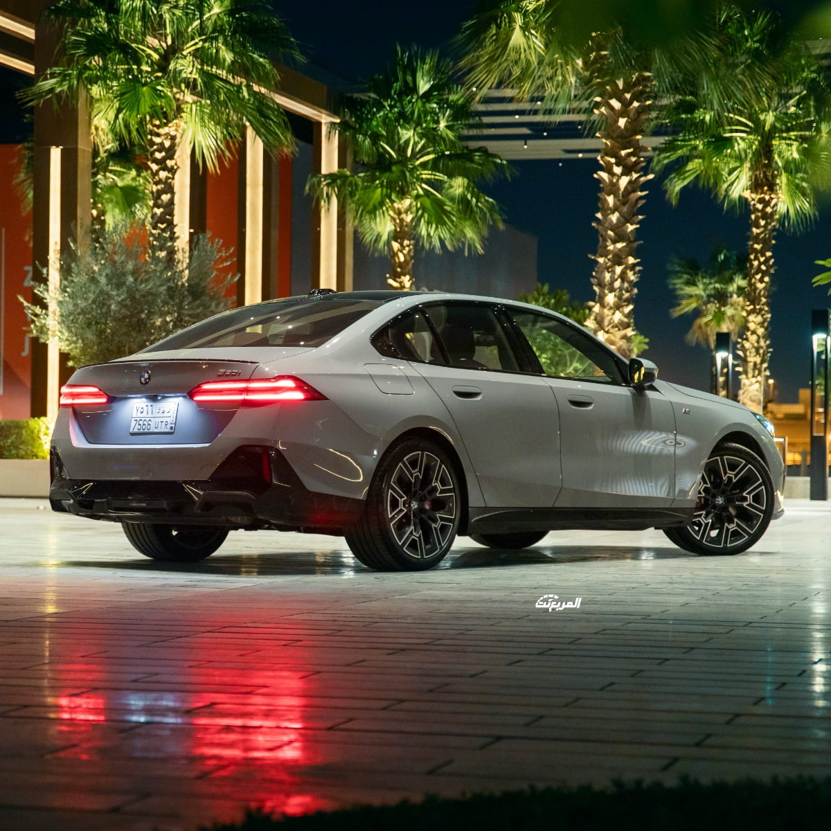 بي ام دبليو الفئة الخامسة 2024 في جلسة تصوير خاصة “32 صورة” BMW Series 5 بي ام دبليو الفئة الخامسة 2024 في جلسة تصوير خاصة “32 صورة” BMW Series 5 17