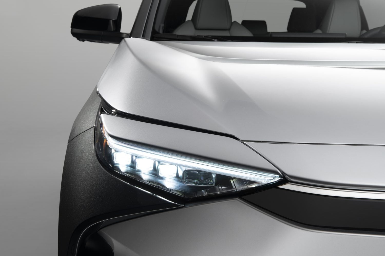 تويوتا bZ4X 2024 الجديدة بجميع الفئات والأسعار المتوفرة وأبرز العيوب والمميزات تويوتا bZ4X 2024 الجديدة بجميع الفئات والأسعار المتوفرة وأبرز العيوب والمميزات 46