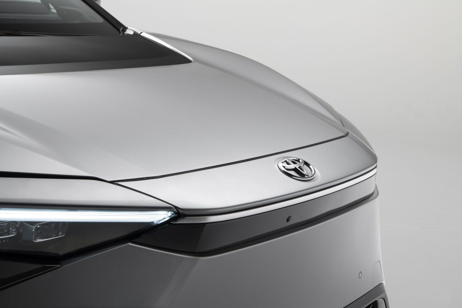 تويوتا bZ4X 2024 الجديدة بجميع الفئات والأسعار المتوفرة وأبرز العيوب والمميزات تويوتا bZ4X 2024 الجديدة بجميع الفئات والأسعار المتوفرة وأبرز العيوب والمميزات 47