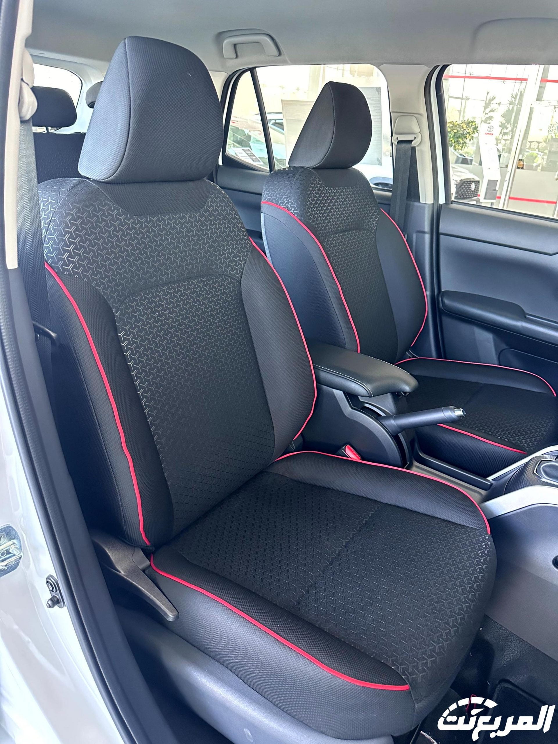 تويوتا رايز 2024 الجديدة بجميع الفئات والاسعار المتوفرة عند الوكيل وابرز العيوب والمميزات فئات تويوتا رايز 2024 4