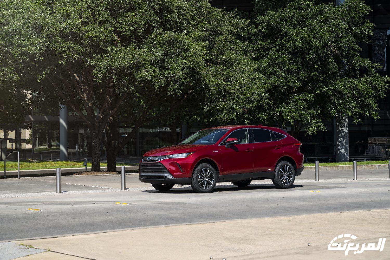 صور تويوتا فينزا 2024 بجودة عالية من الداخل والخارج والألوان المتوفرة صور تويوتا فينزا 2024 فئة LE