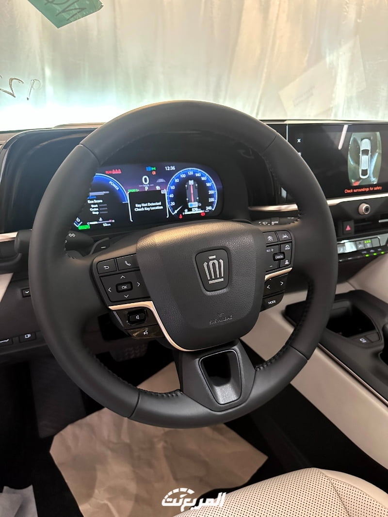 صور تويوتا كراون 2024 بجودة عالية من الداخل والخارج والألوان المتوفرة صور تويوتا كراون 2024 23