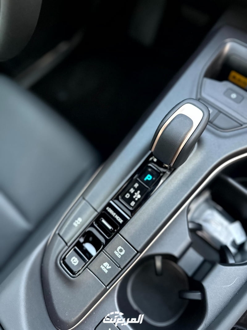 تويوتا كراون 2024 الجديدة بجميع الفئات والاسعار المتوفرة عند الوكيل وابرز العيوب والمميزات تويوتا كراون 2024 31