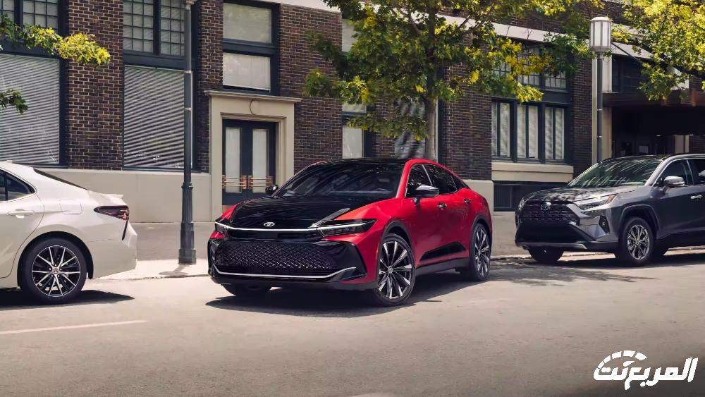 تويوتا كراون 2024 الجديدة بجميع الفئات والاسعار المتوفرة عند الوكيل وابرز العيوب والمميزات تويوتا كراون 2024 4