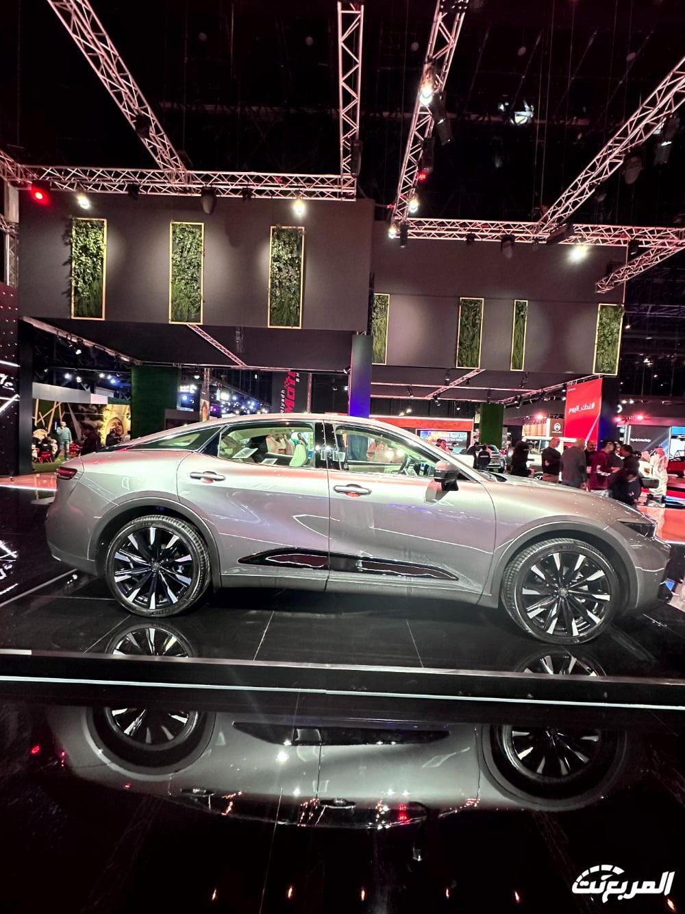 تويوتا-كراون-2024-المربع-نت-3-2