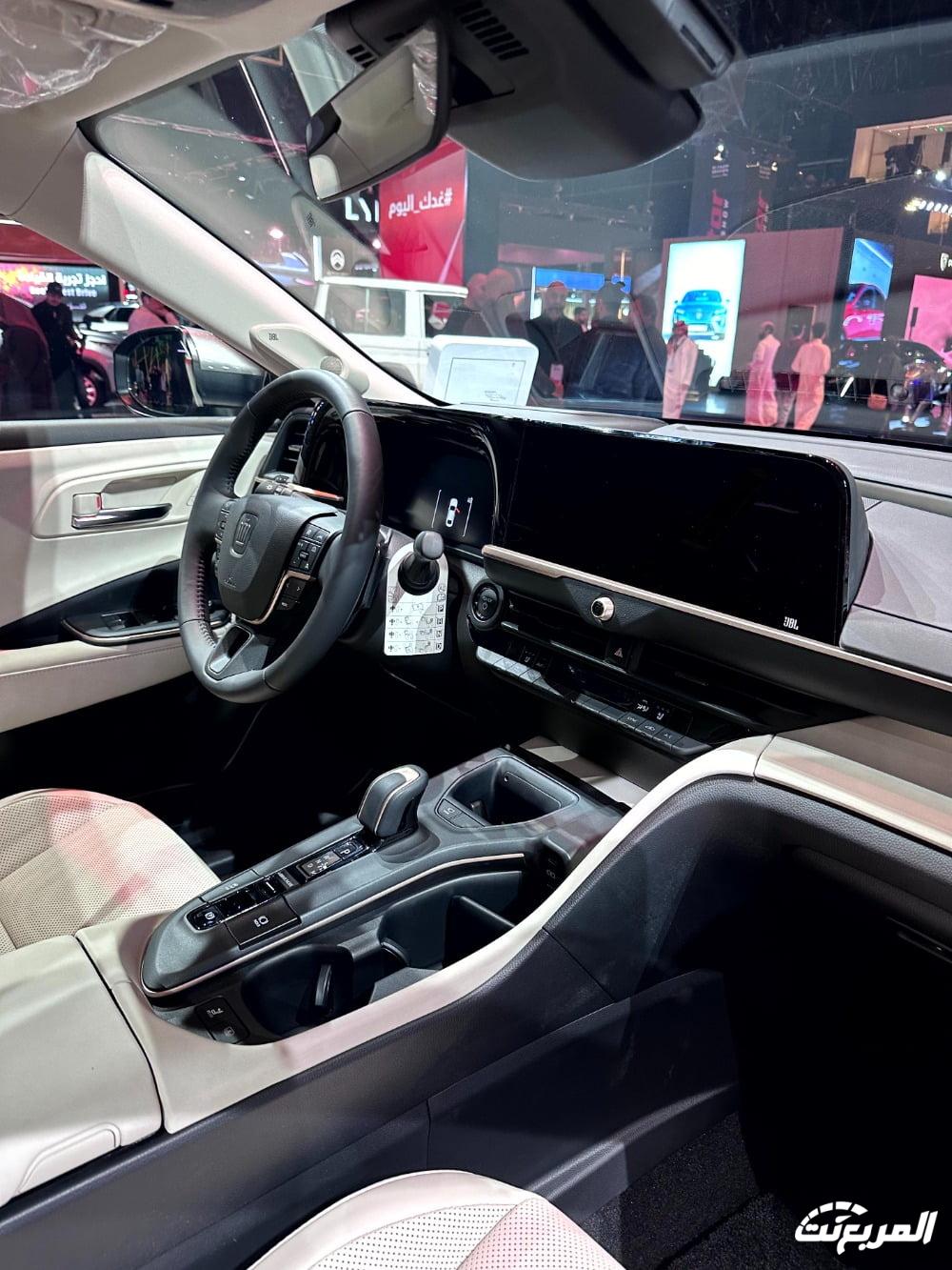 تويوتا-كراون-2024-المربع-نت-5-2