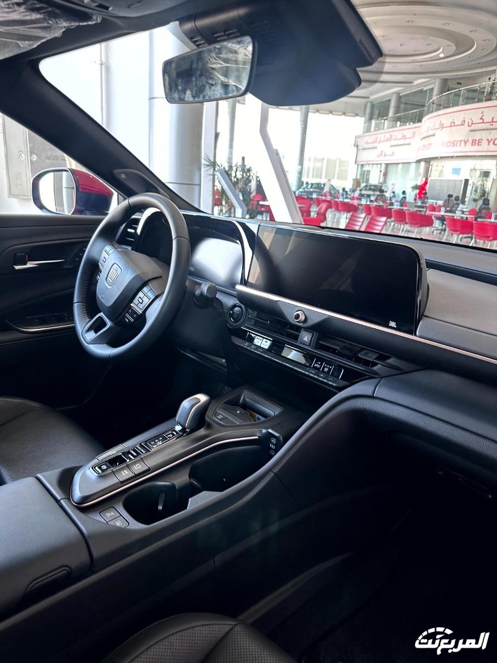 تويوتا-كراون-2024-المربع-نت-5