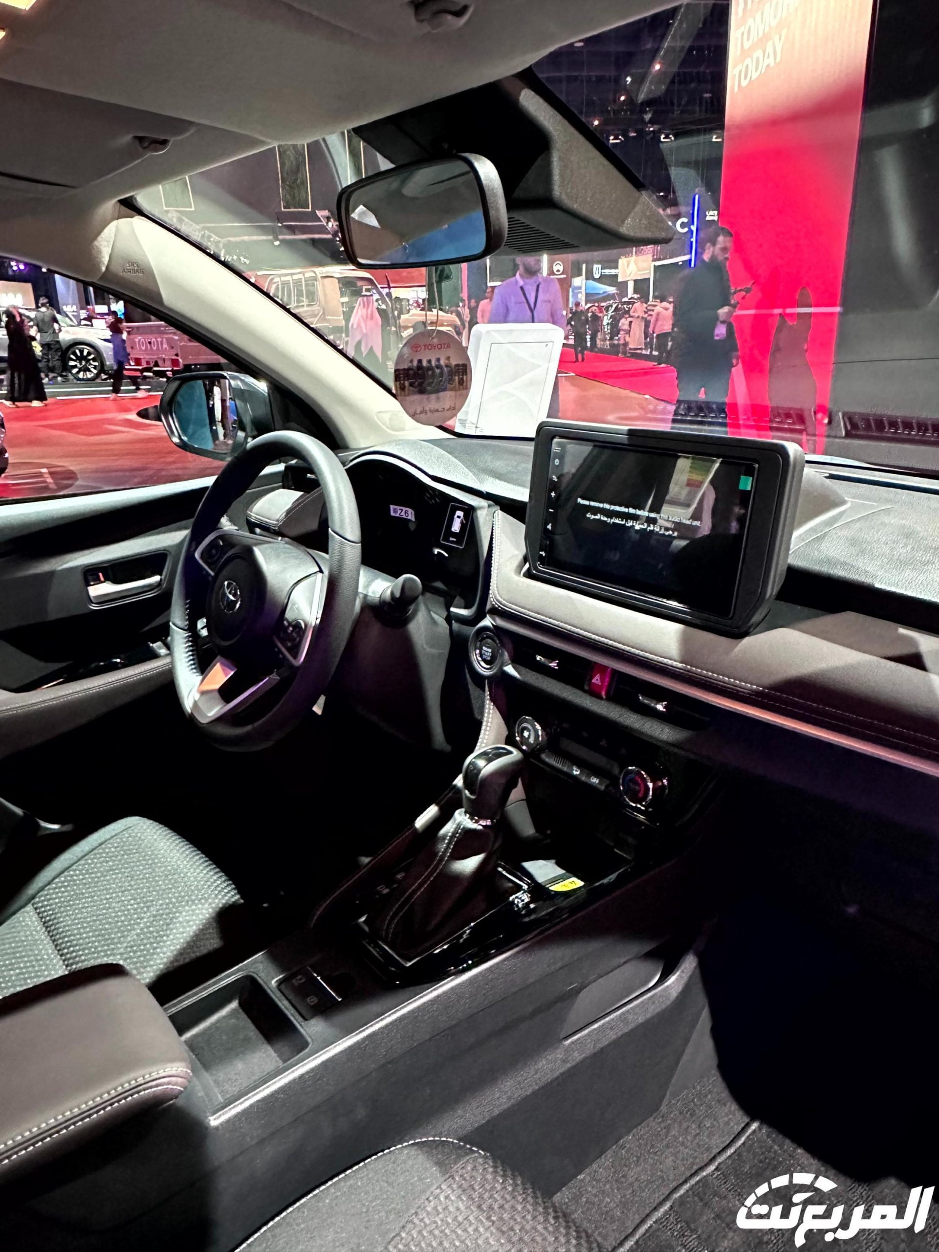 تويوتا يارس 2024 الجديدة بجميع الفئات والاسعار المتوفرة عند الوكيل وابرز العيوب والمميزات فئات تويوتا يارس 2024 123