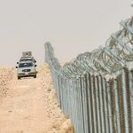 "حرس الحدود": تجاوز اللوحات التحذيرية بالمناطق البرية اتجاه الحدود عقوبته السجن والغرامة  1