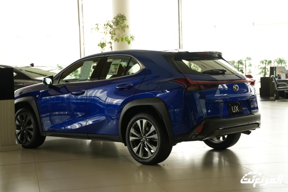 صور لكزس UX 2024 بجودة عالية من الداخل والخارج والألوان المتوفرة صور لكزس UX 2024 بجودة عالية من الداخل والخارج والألوان المتوفرة 23