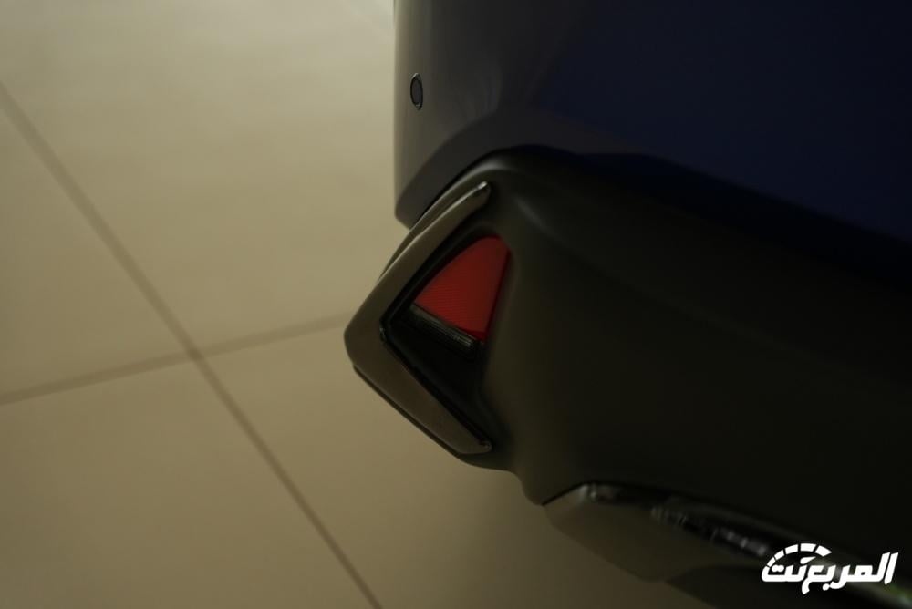 صور لكزس UX 2024 بجودة عالية من الداخل والخارج والألوان المتوفرة صور لكزس UX 2024 بجودة عالية من الداخل والخارج والألوان المتوفرة 19