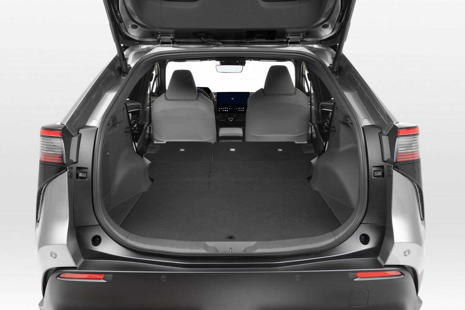 تويوتا bZ4X 2024 الجديدة بجميع الفئات والأسعار المتوفرة وأبرز العيوب والمميزات تويوتا bZ4X 2024 الجديدة بجميع الفئات والأسعار المتوفرة وأبرز العيوب والمميزات 25