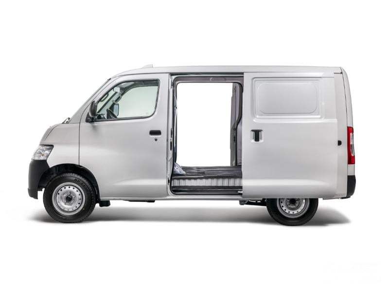 صور تويوتا لايت ايس 2024 بجودة عالية من الداخل والخارج صور تويوتا لايت ايس 2024 بجودة عالية من الداخل والخارج 5