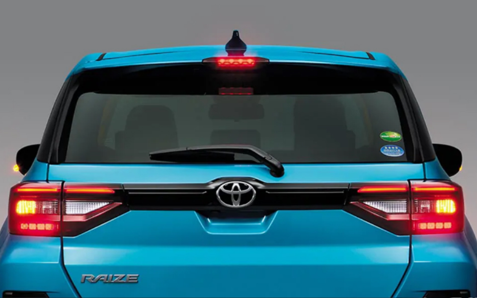 تويوتا رايز 2024 الجديدة بجميع الفئات والاسعار المتوفرة عند الوكيل وابرز العيوب والمميزات صور تويوتا رايز 2024 28