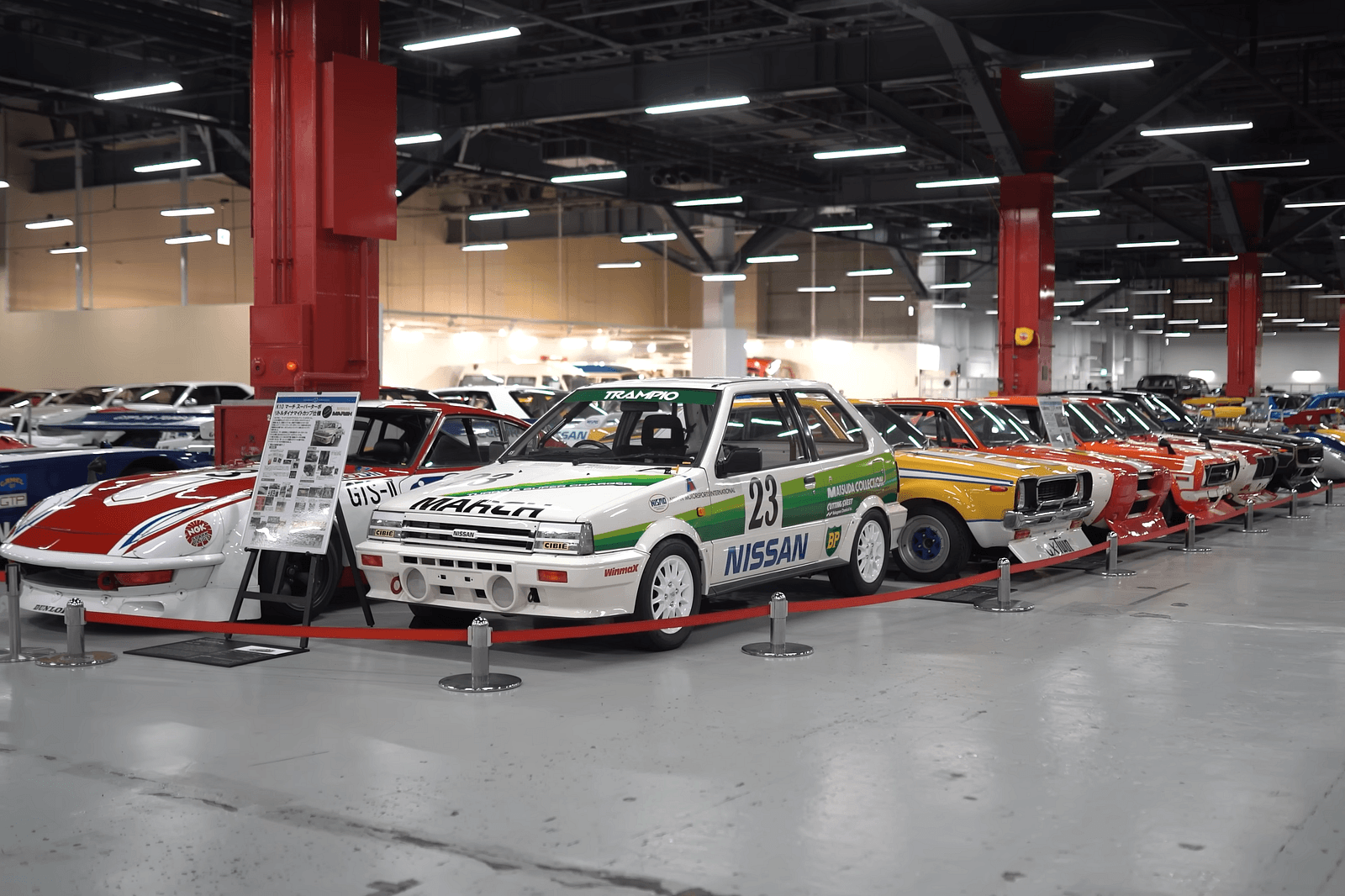 مجموعة سرية لسيارات نيسان في اليابان تضم كافة الطرازات التاريخية منذ تأسيس العلامة مجموعة سرية لسيارات نيسان في اليابان تضم كافة الطرازات التاريخية منذ تأسيس العلامة 6