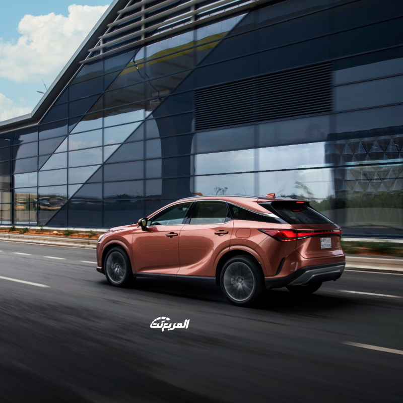 سعر لكزس rx 2023 في السعودية: اكتشفه مع مواصفات نظام الترفيه محركات لكزس rx 2023