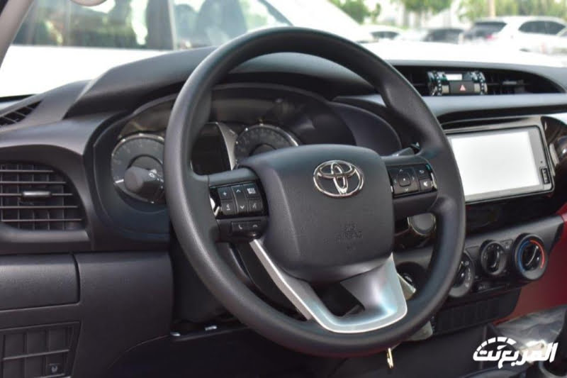 فئات تويوتا هايلكس 2024 مع أسعارها وأبرز المواصفات والتقنيات نظام ترفيه تويوتا هايلكس 2024 غمارة واحدة