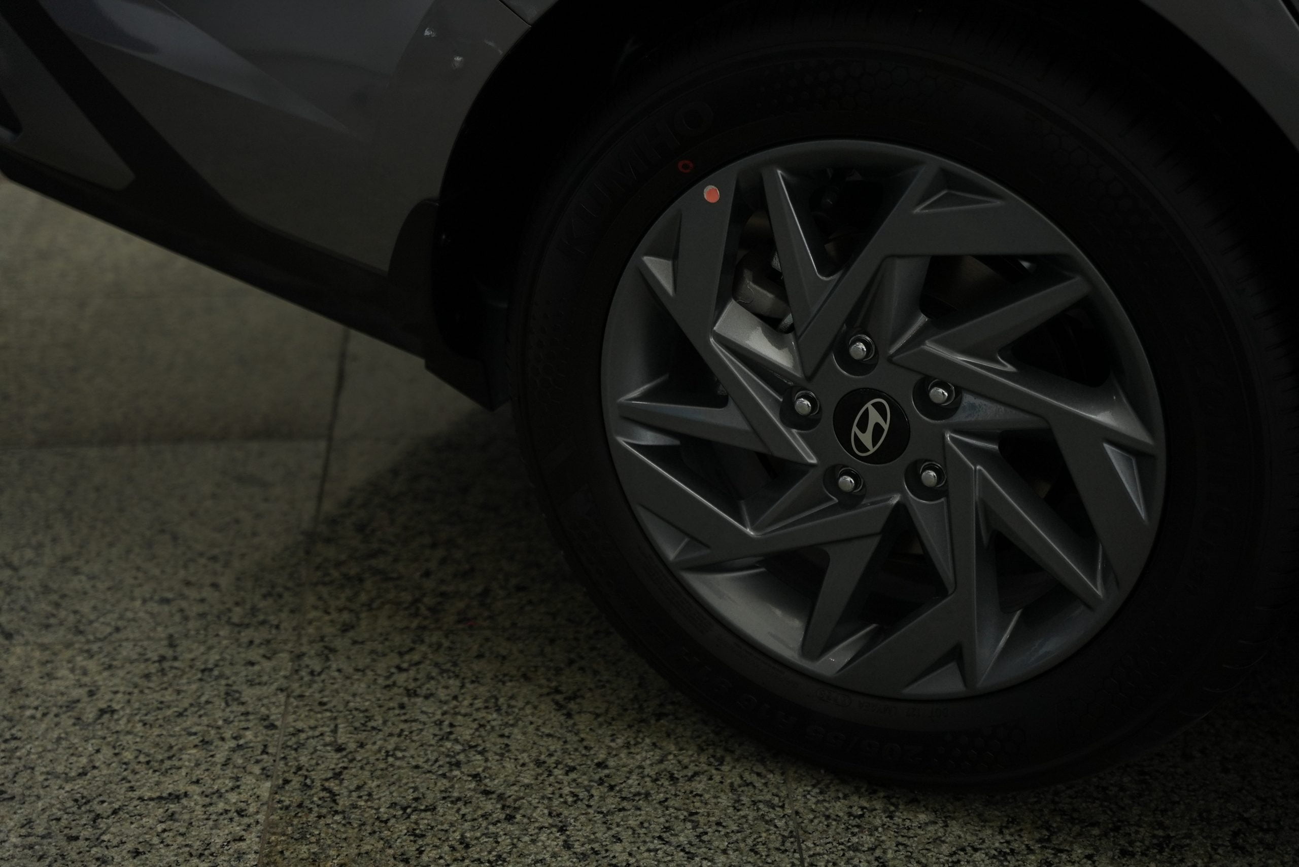 هيونداي النترا 2024 الجديدة بجميع الفئات والاسعار المتوفرة عند الوكيل وابرز العيوب والمميزات هيونداي النترا 2024 125