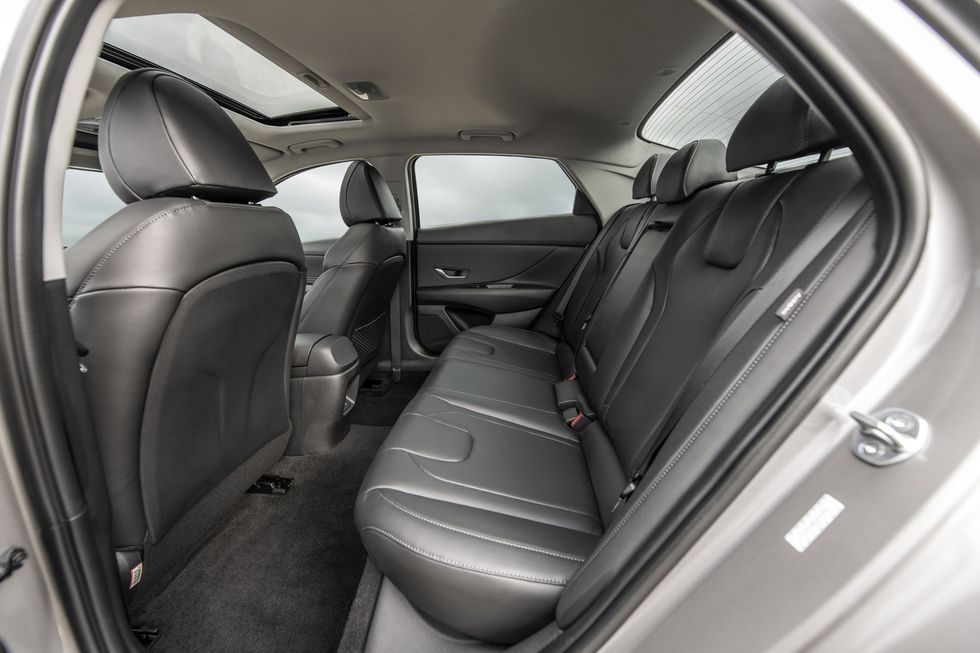 فئات هيونداي النترا 2024 مع اسعارها وابرز المواصفات والتقنيات لدى الوكيل فئات هيونداي النترا 2024 21